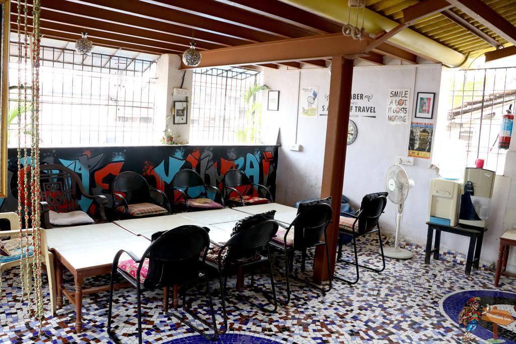 Traveller'S Inn Hotel - Fort Bombay Extérieur photo