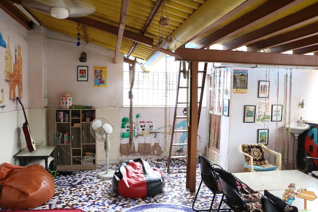 Traveller'S Inn Hotel - Fort Bombay Extérieur photo