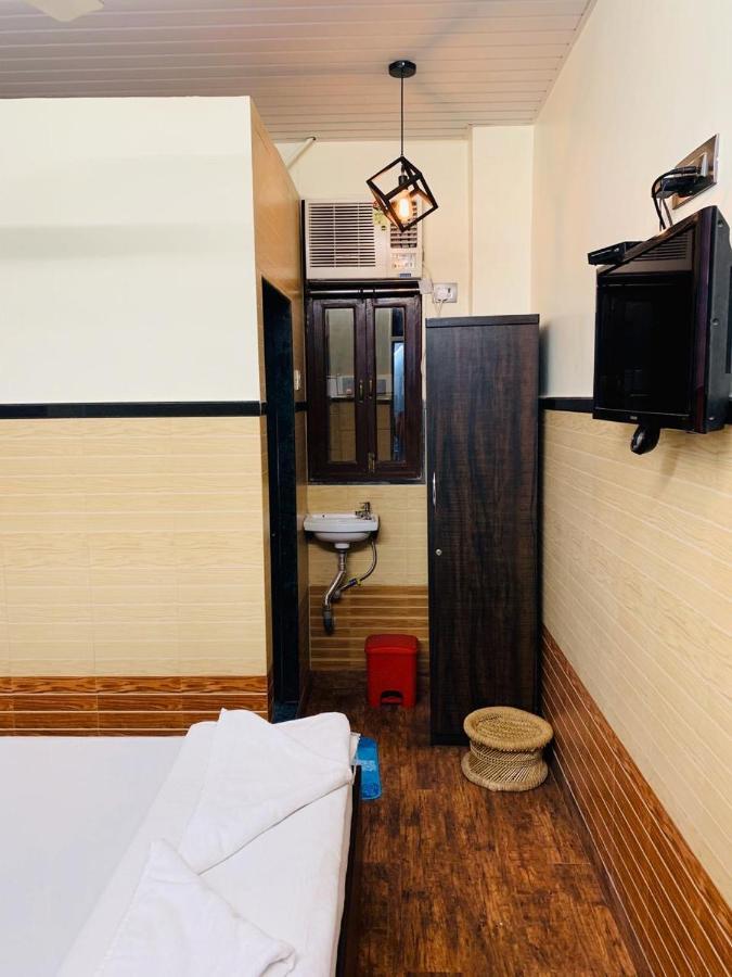 Traveller'S Inn Hotel - Fort Bombay Extérieur photo